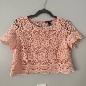 Forever 21 Floral Lace Crop Top - Soft Pink
